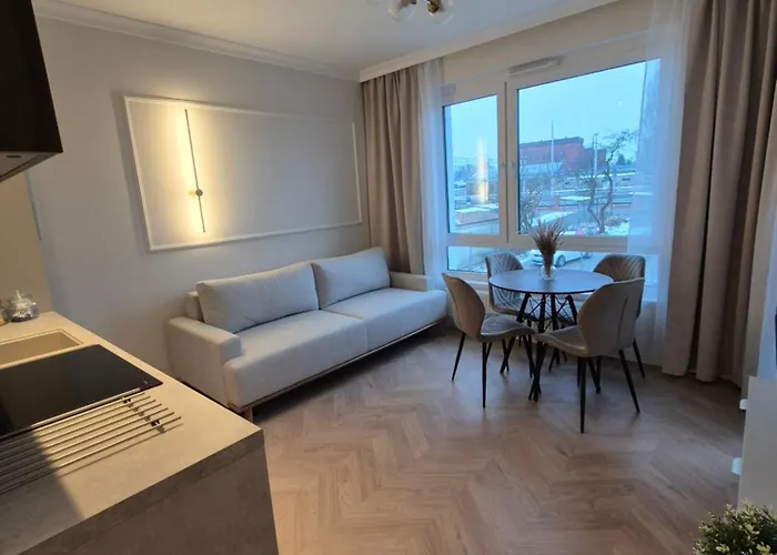 Starco Obok Dworca * Stargard Szczeciński